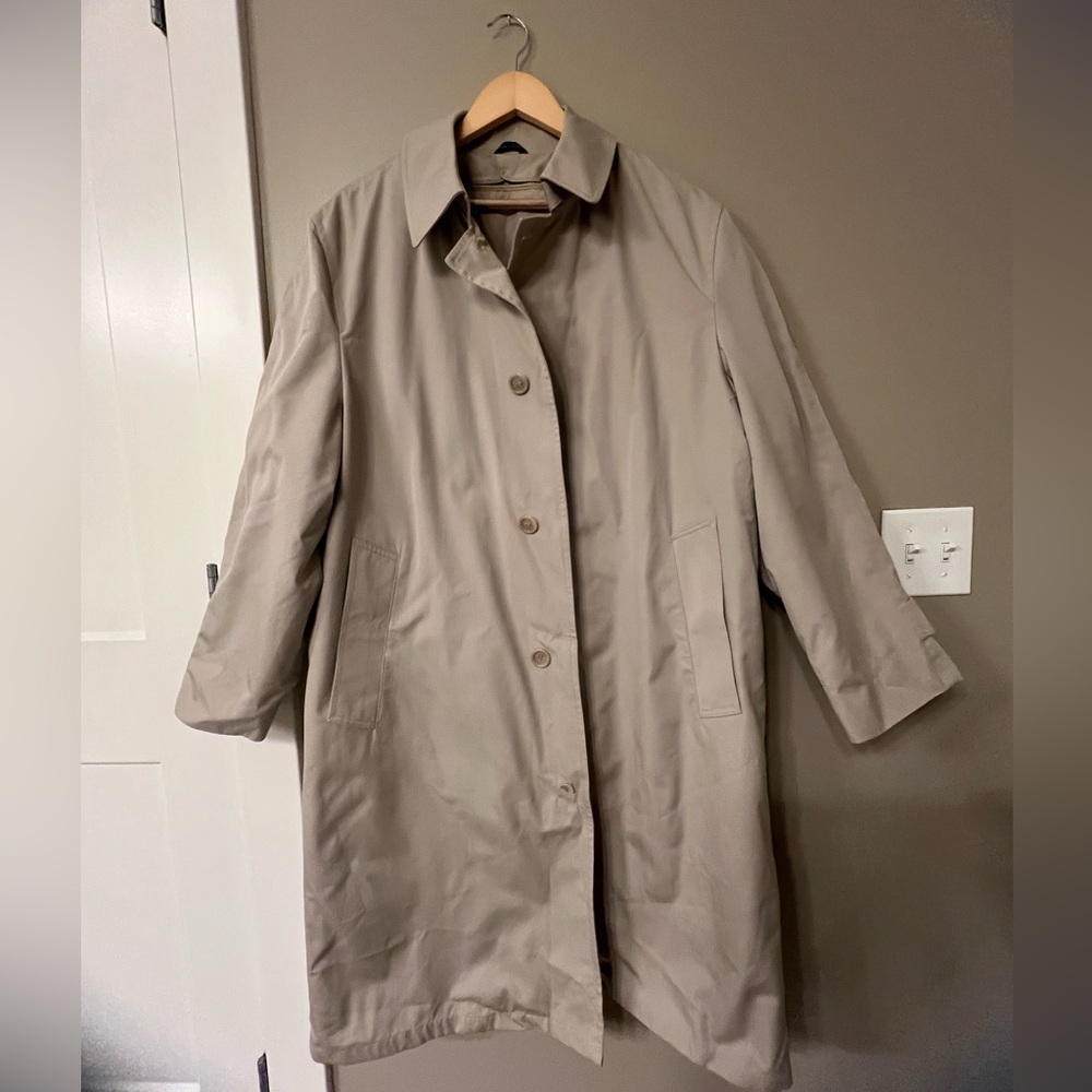 Tan Trench Coat - Size 42 - 60% Cotton, 40% Polyester - Great Condition